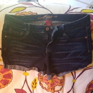 *SOLD* Denim shorts